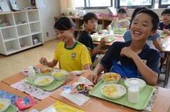 写真:FIFAワールドカップ応援給食実施の様子