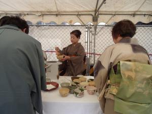 写真：お茶会の様子1