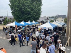 屋台の人出の様子