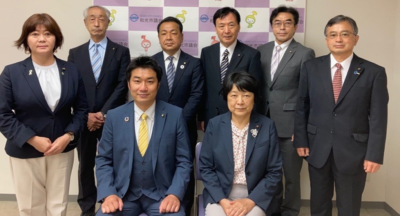 写真：元和光市職員の不祥事に関する調査特別委員会委員