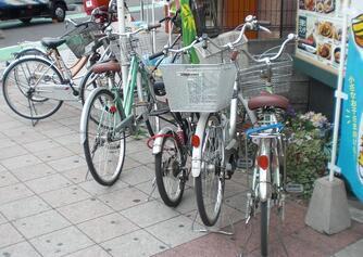 写真:放置自転車