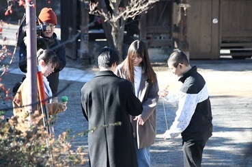 新倉ふるさと民家園での撮影時の写真