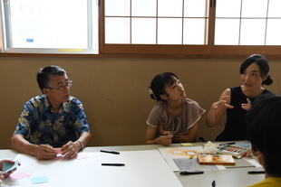 写真：班で話し合いの様子5