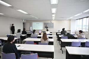 写真：概要説明の様子