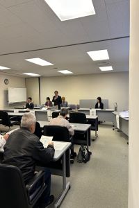 写真:議会報告会2