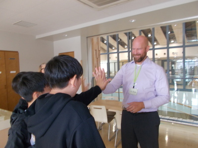 下新倉小学校合の子どもたちと