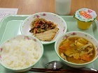 十日町産魚沼コシヒカリ」の給食