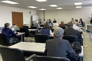 写真:議会報告会の様子1