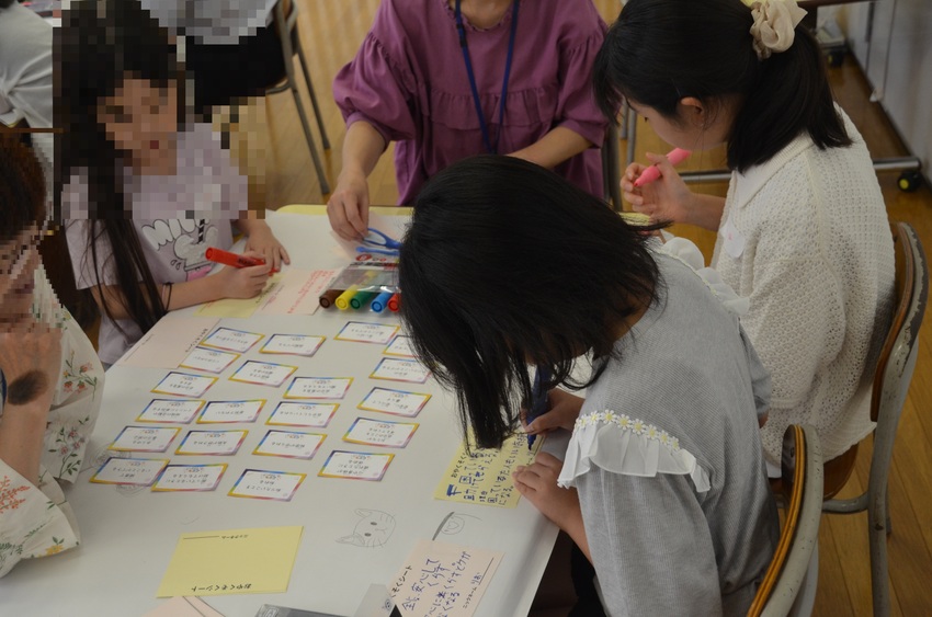 新倉児童館でのワークショップの様子②